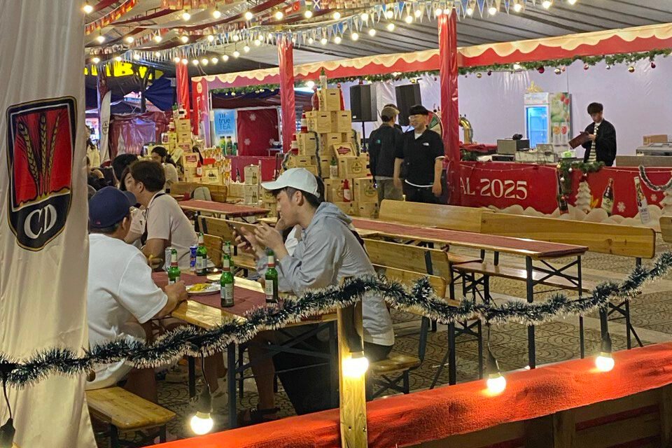 Vietnamese people celebrating Christmas in Da Nang city