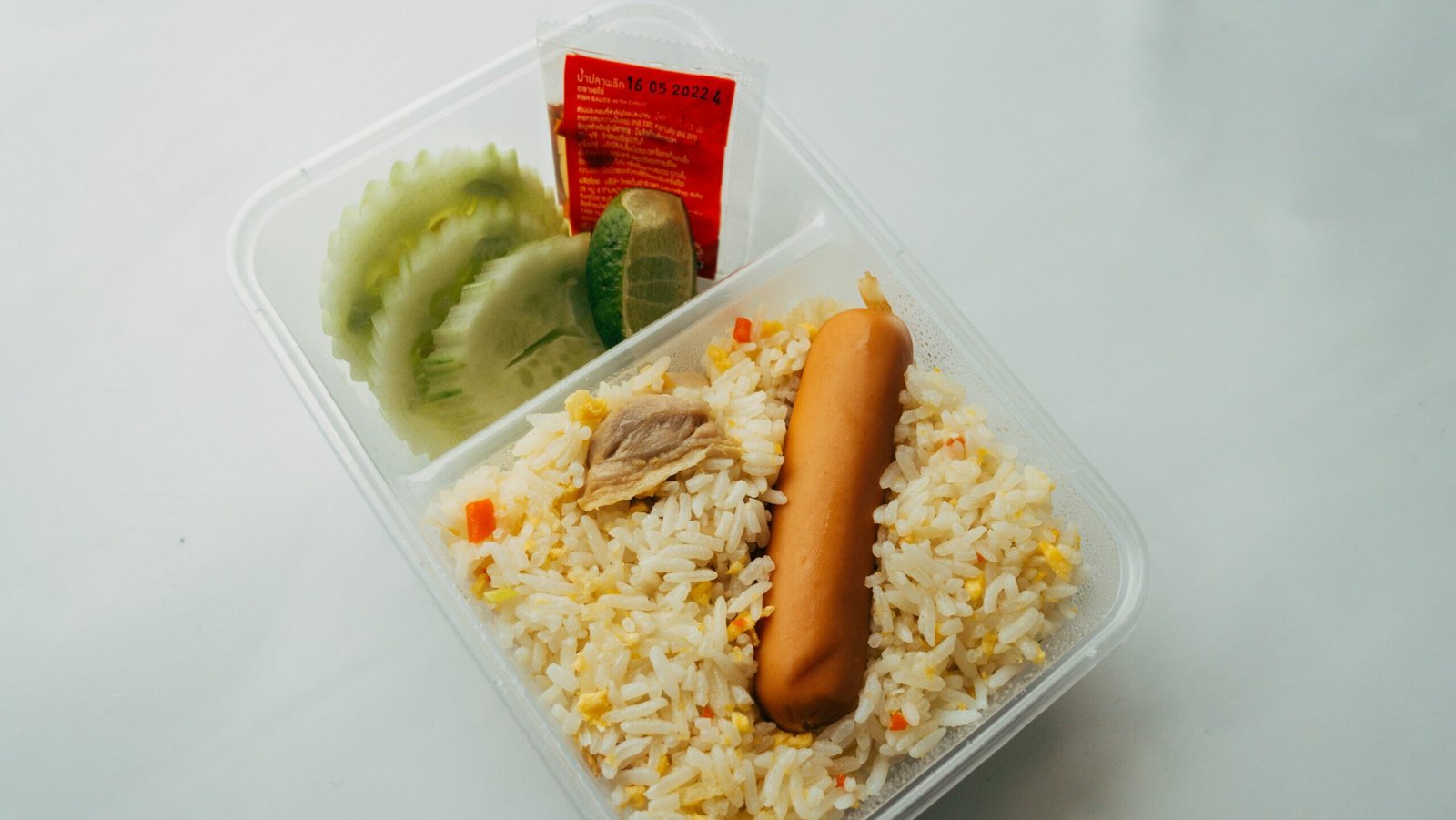 Airplane food – what you can bring on board according to airline rules