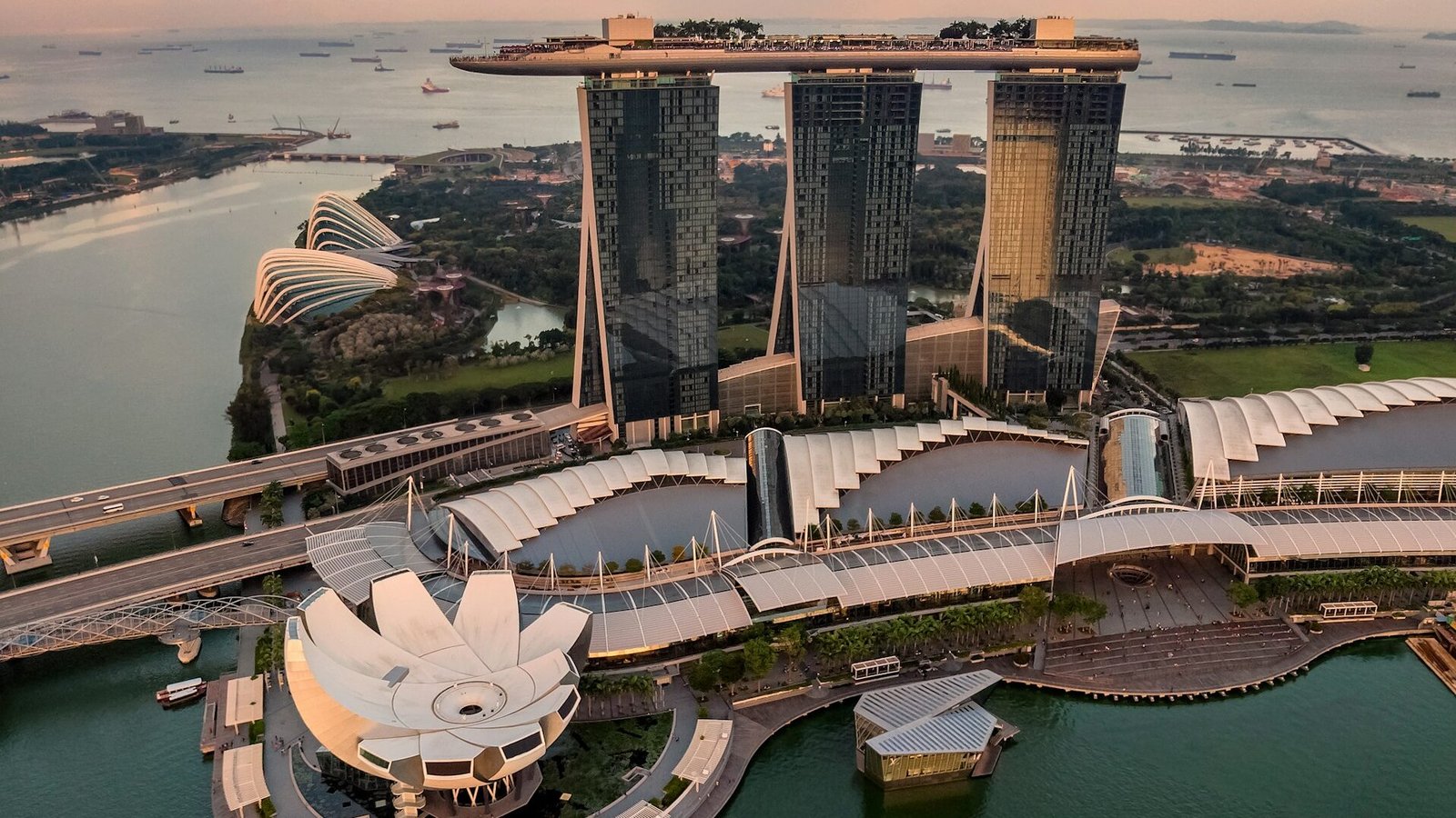 Marina Bay Sands and Marina Bay skyline in Singapore during a one-day layover
